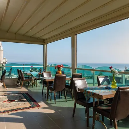 Piport Aparthotel 3*